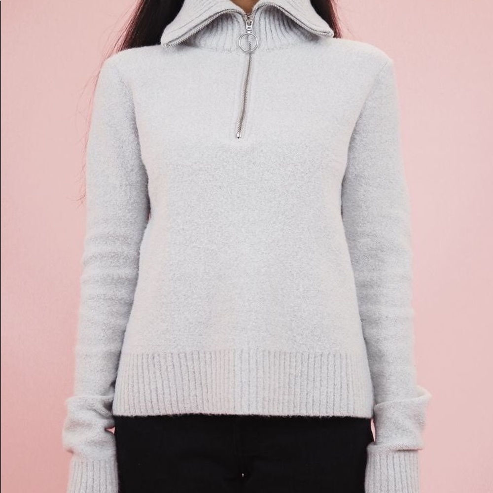 Sweater - Picture 4 of 4